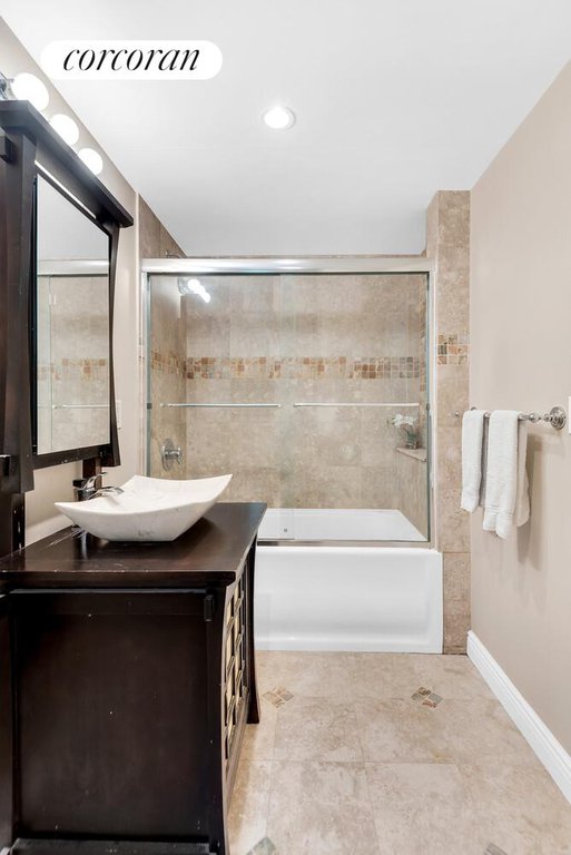 525 East 89th Street, Unit 1E photo 9