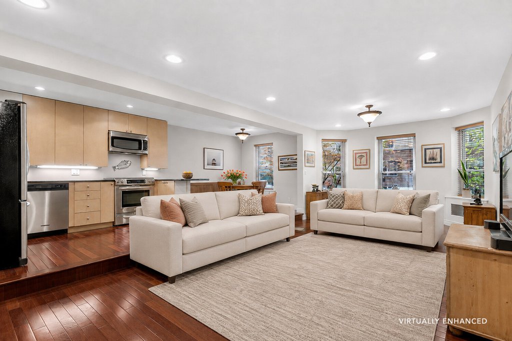 525 East 89th Street, Unit 1E