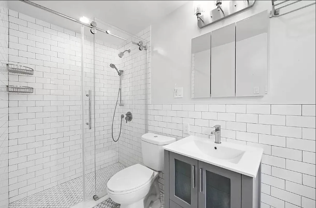 56 Jane Street, Unit 4G photo 4