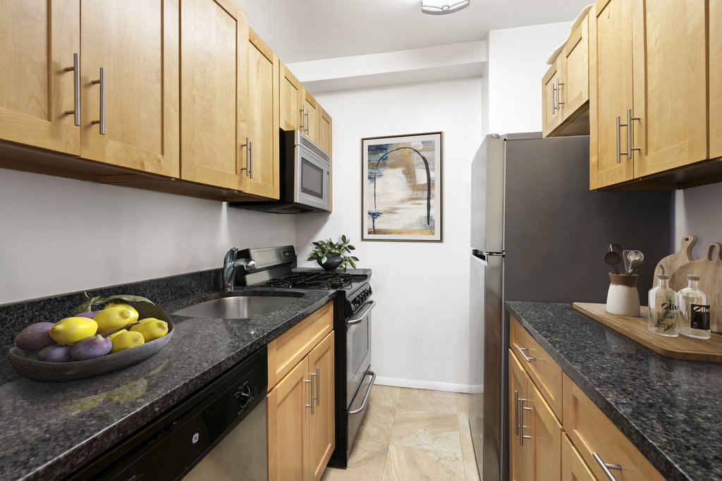 77 West 55th Street, Unit 12K photo 5