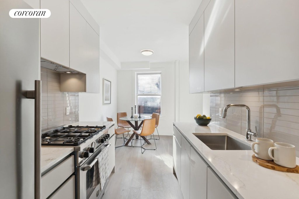 148-09 Northern Boulevard, Unit 3D photo 2
