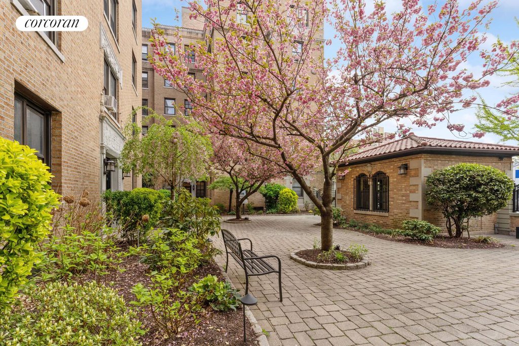 148-09 Northern Boulevard, Unit 3D photo 8