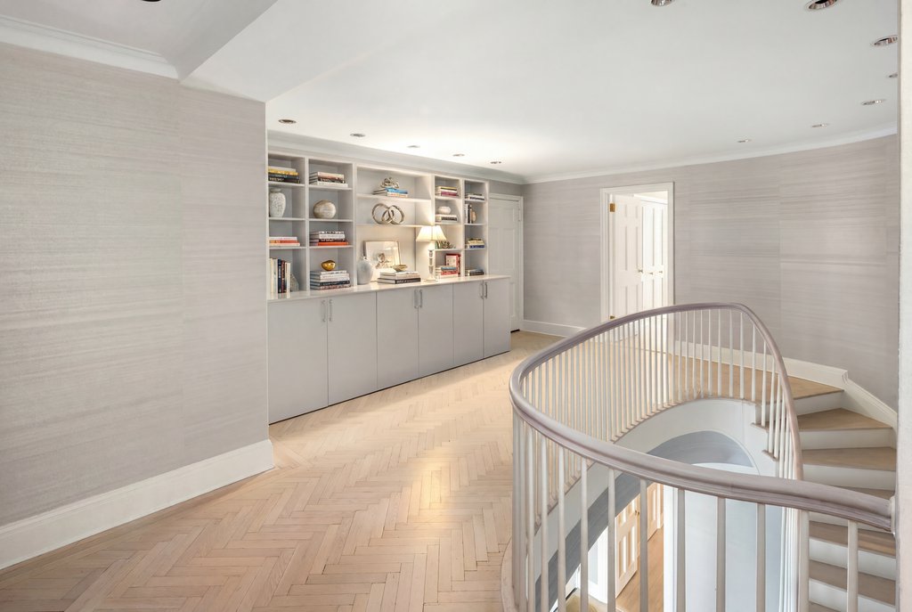 10 Gracie Square, Unit 11/12F photo 12