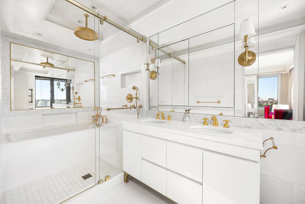 10 Gracie Square, Unit 11/12F photo 14