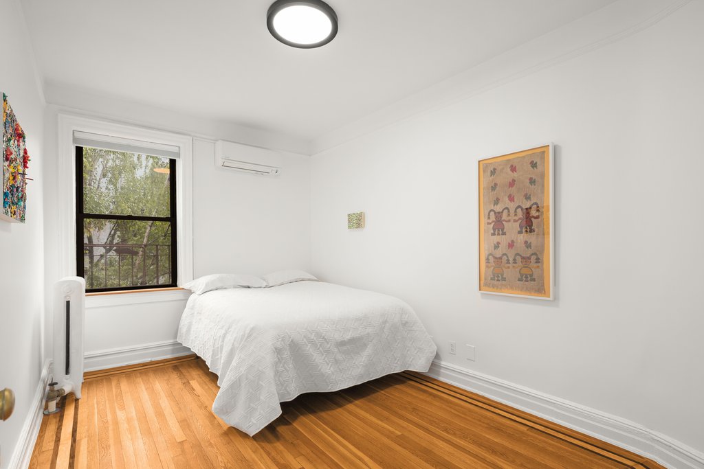 31-14 Crescent Street, Unit 2D photo 6