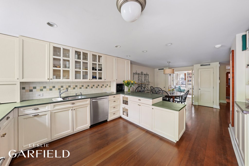 512 East 87th Street – For Sale photo 18