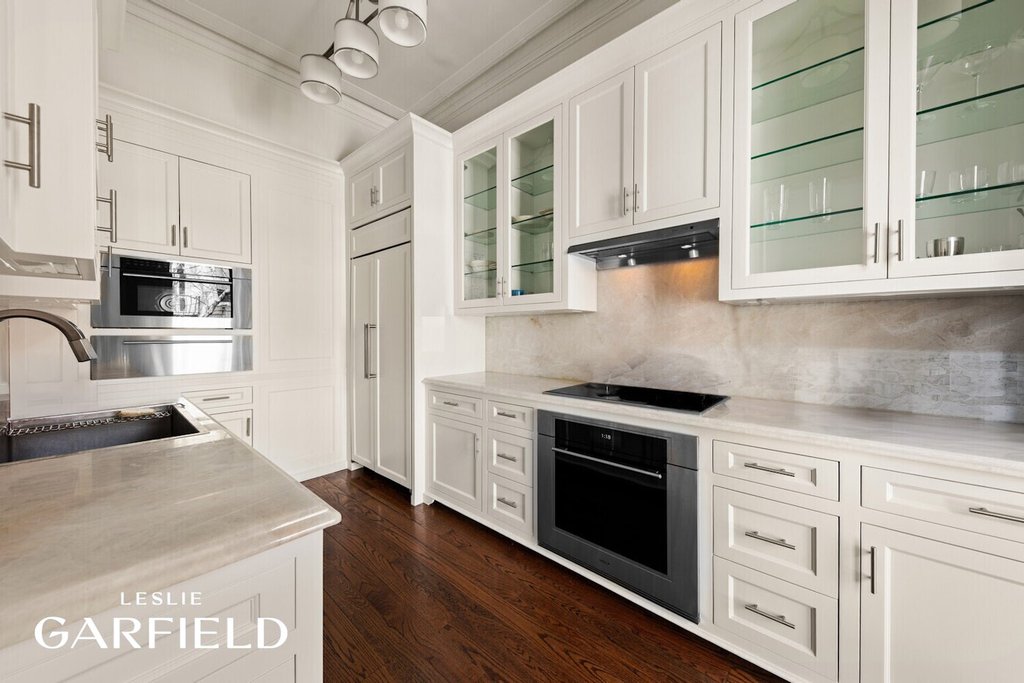 9 East 63rd Street – For Sale photo 19