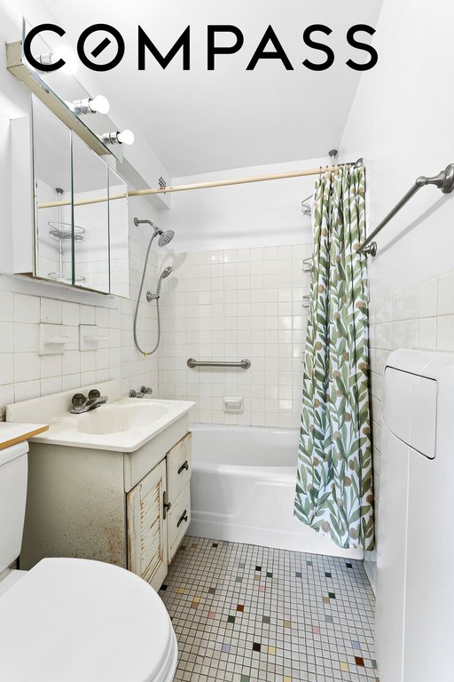 300 East 71st Street, Unit 15D photo 7