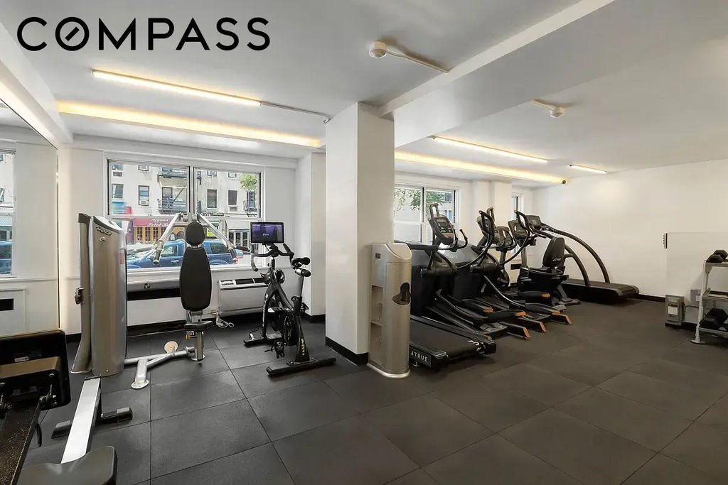 300 East 71st Street, Unit 15D photo 10