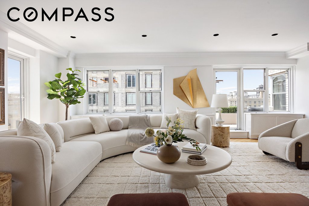 40 East 84th Street, Unit 17A photo 3