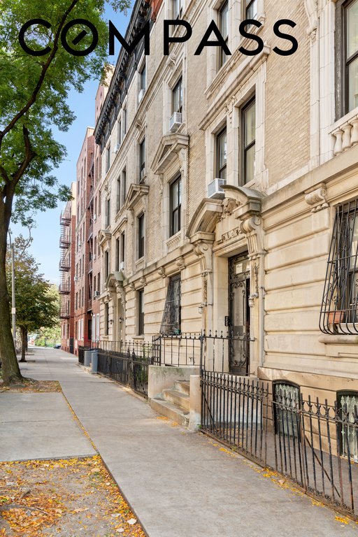 243 New York Avenue – For Sale photo 2