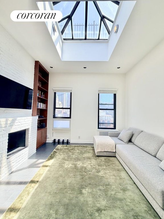 857 Ninth Avenue, Unit 5A photo 2