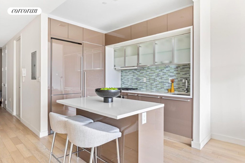 75 Wall Street, Unit 34D photo 3