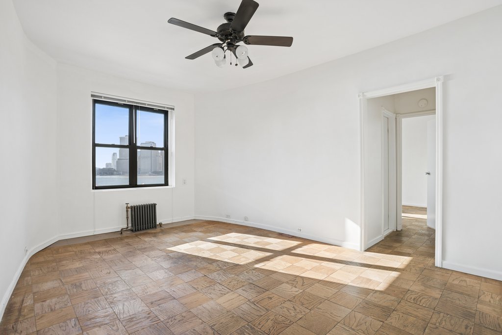 2 Grace Court, Unit 4X photo 4