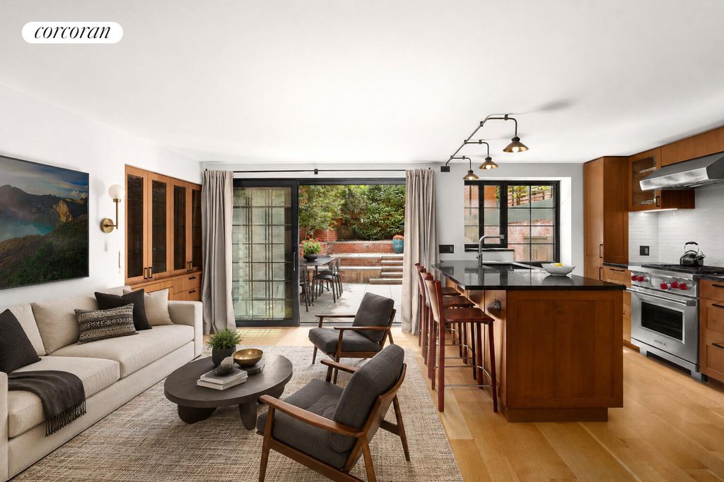 21 Bethune Street, Unit GARDEN