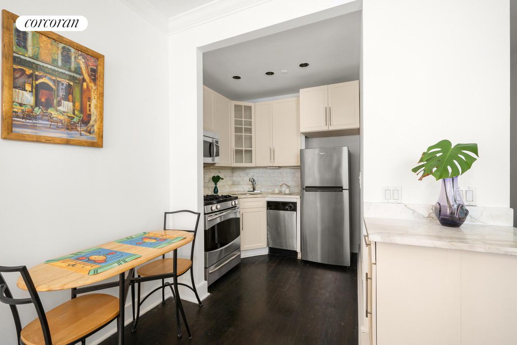 555 Lenox Avenue, Unit 2B