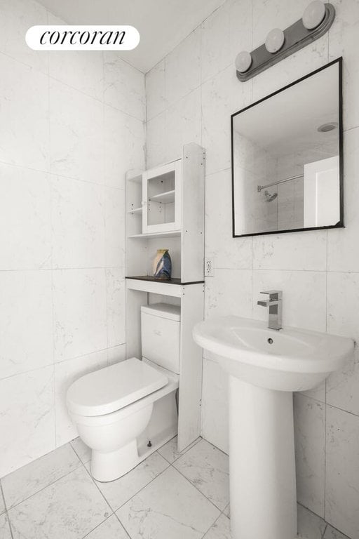 555 Lenox Avenue, Unit 2B photo 4