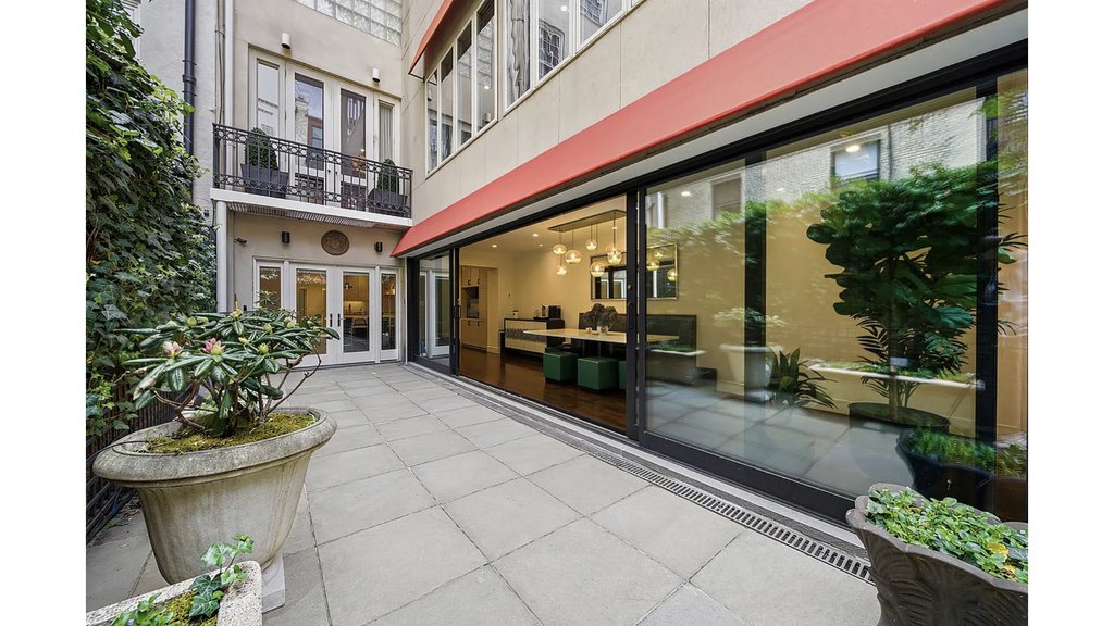 67 East 82nd Street – For Sale photo 9