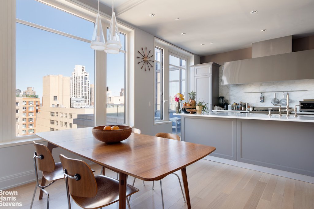 200 East 79th Street, Unit 18A photo 2