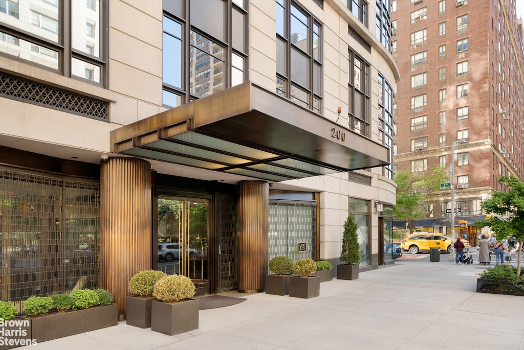 200 East 79th Street, Unit 18A photo 16