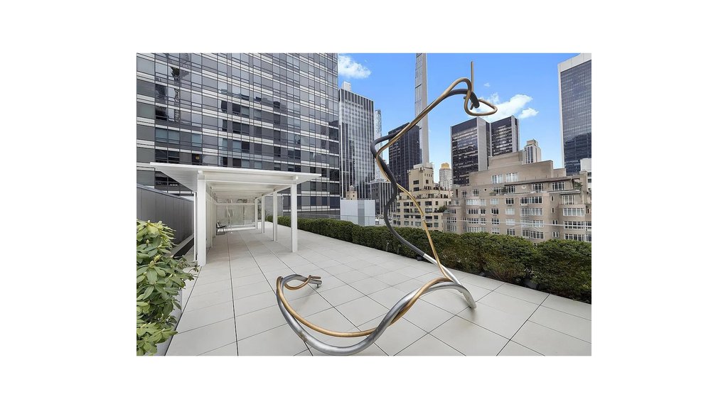 15 West 53rd Street, Unit 18F photo 9