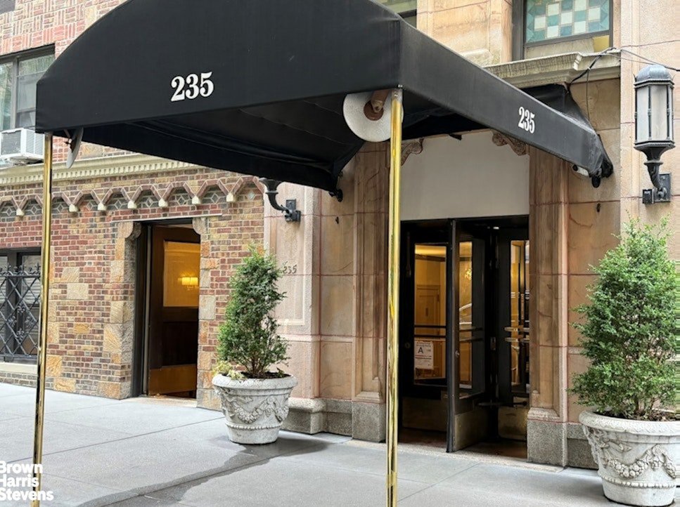 235 East 73rd Street, Unit 8D photo 9