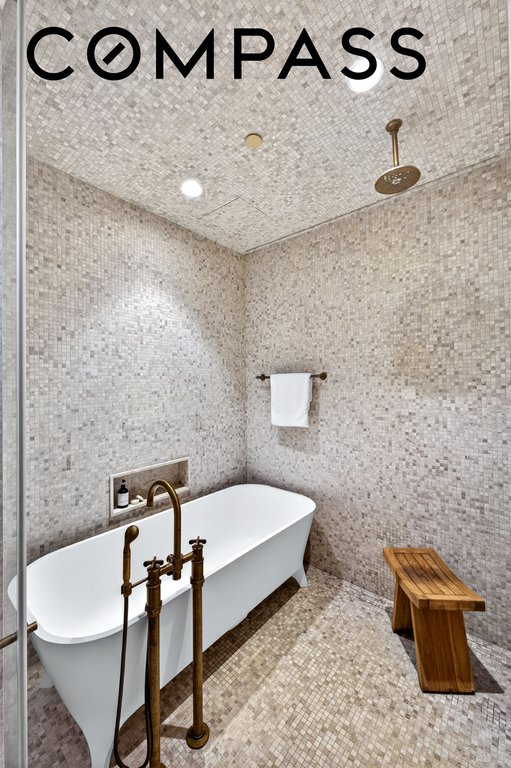 527 West 27th Street, Unit 6S photo 12