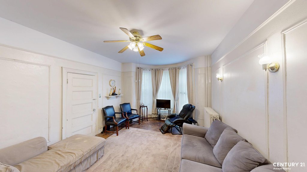900 Brooklyn Avenue – For Sale photo 2