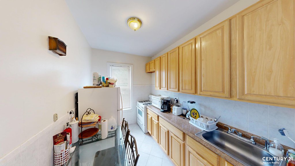 900 Brooklyn Avenue – For Sale photo 15