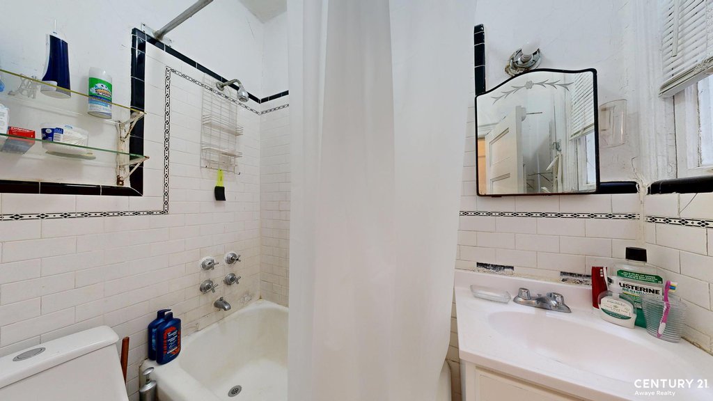 900 Brooklyn Avenue – For Sale photo 16