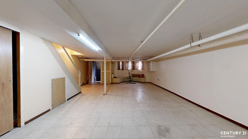 900 Brooklyn Avenue – For Sale photo 20