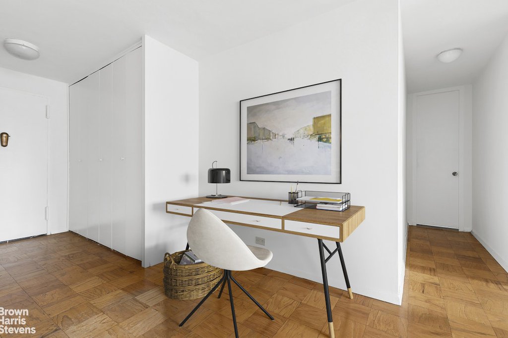245 East 25th Street, Unit 12J photo 9