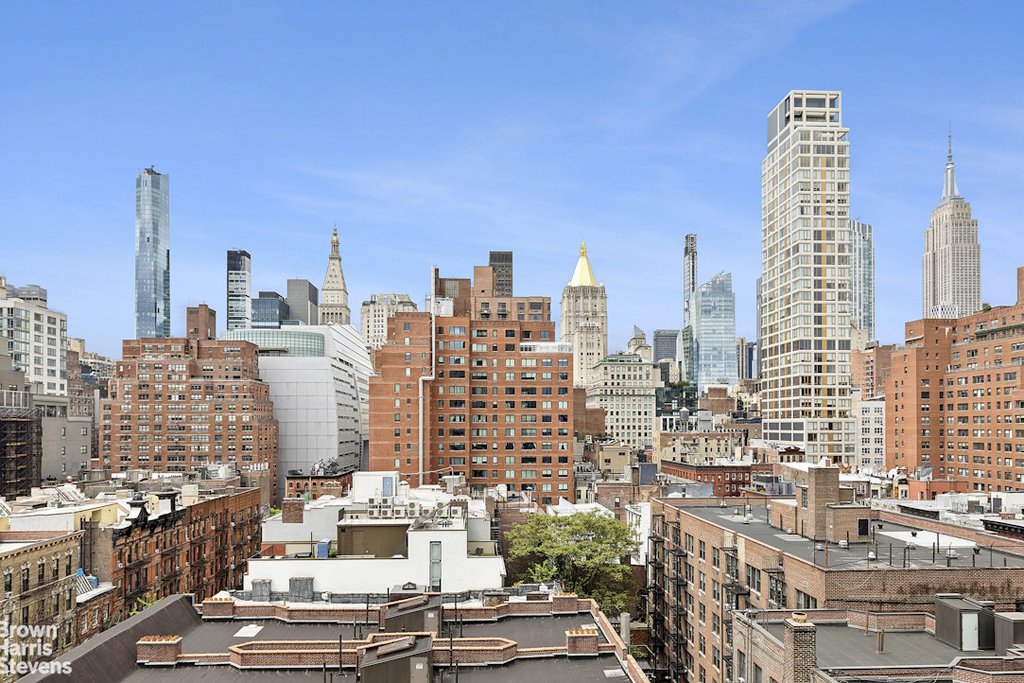 245 East 25th Street, Unit 12J photo 13
