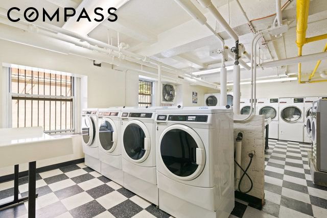 433 West 34th Street, Unit 6E photo 6