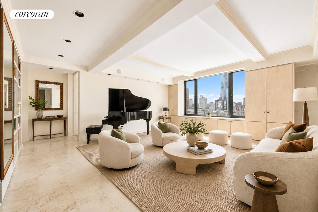 12 West 72nd Street, Unit 20A photo 3