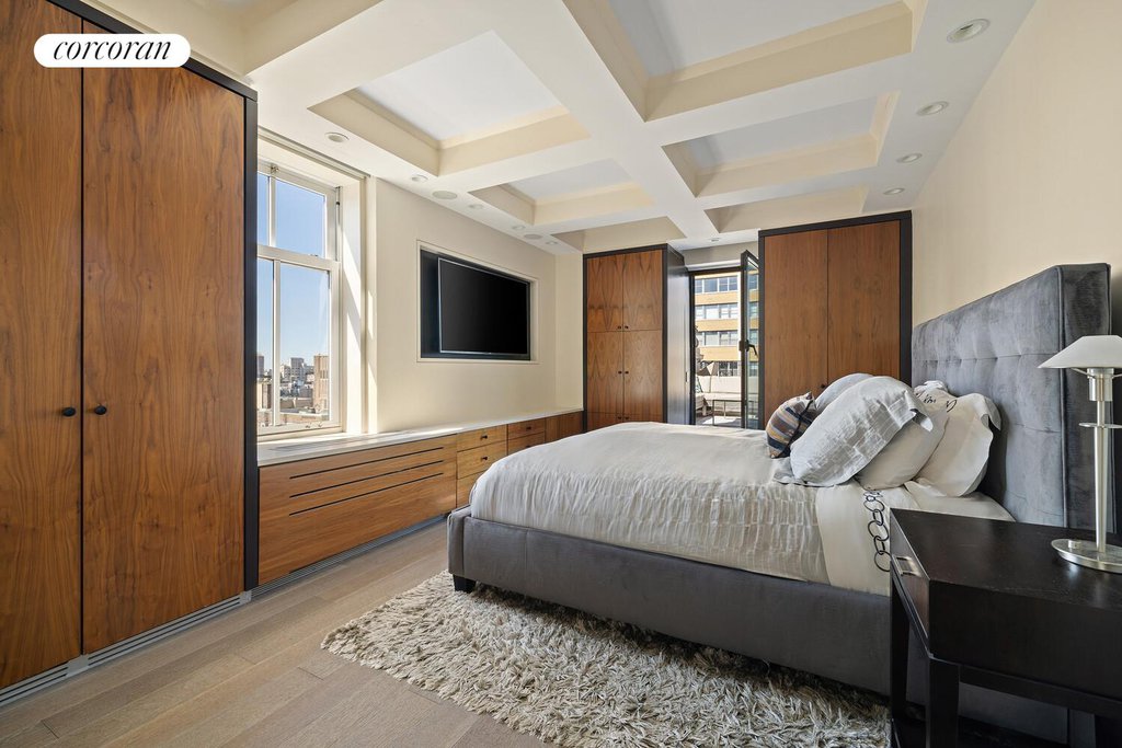 12 West 72nd Street, Unit 20A photo 8