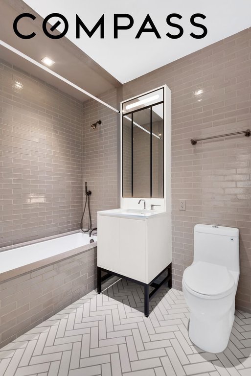 959 First Avenue, Unit 6P photo 9