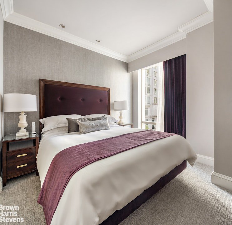 1 Central Park West, Unit 422 photo 4
