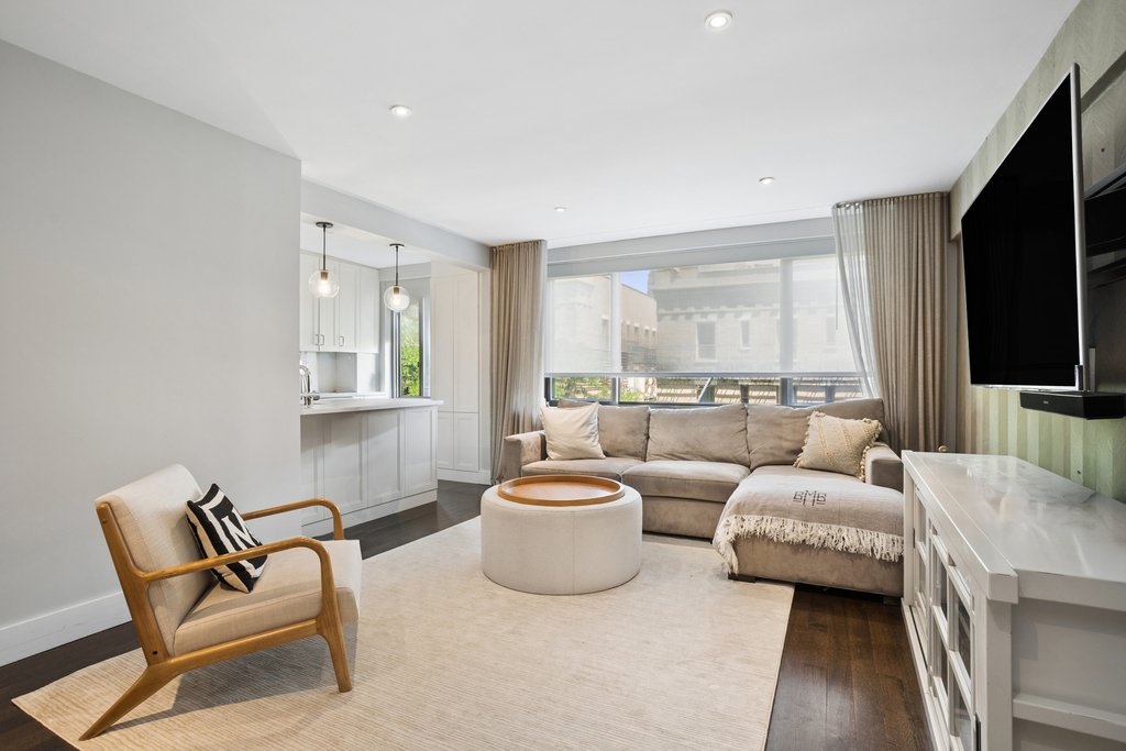 420 East 64th Street, Unit E6D photo 5