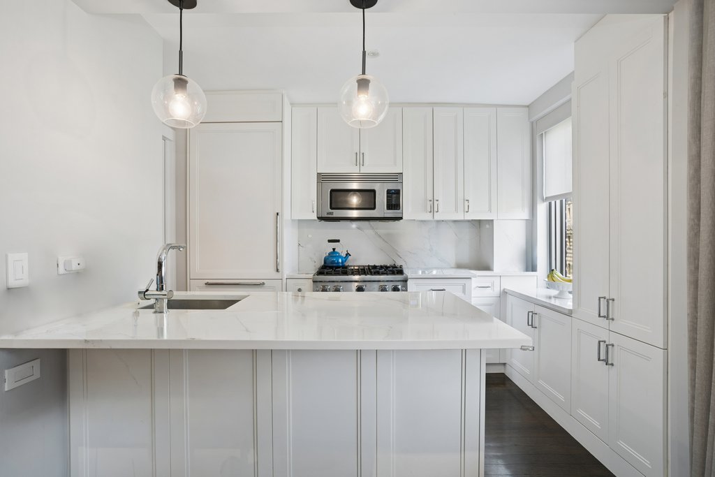 420 East 64th Street, Unit E6D photo 10