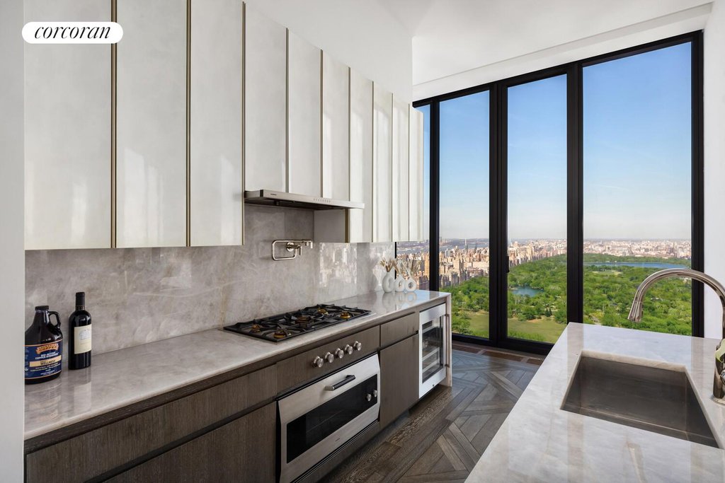 111 West 57th Street, Unit 49 photo 6