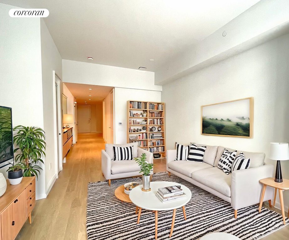 1 Wall Street, Unit 817 photo 2