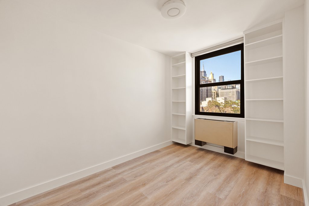 130 East 18th Street, Unit 10D photo 10