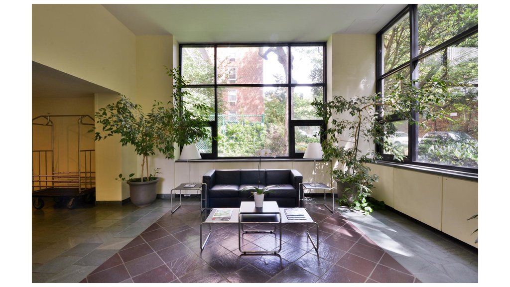 2575 Palisade Avenue, Unit 12C photo 18