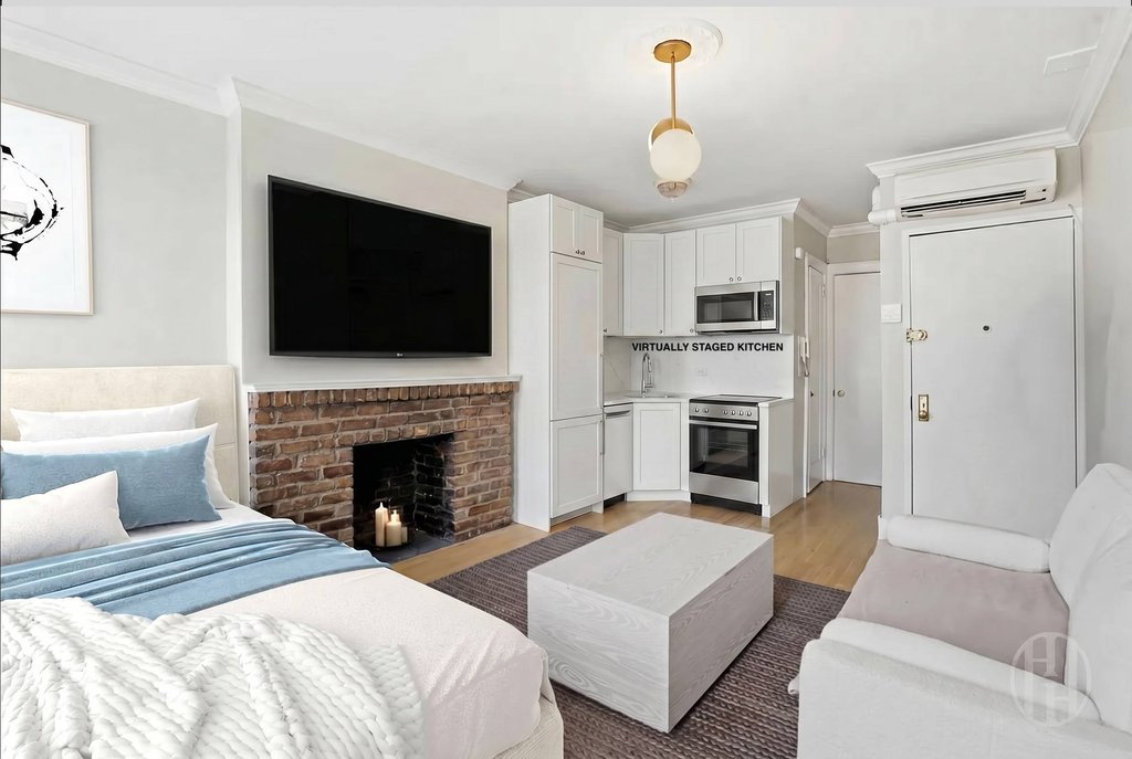 354 West 12th Street, Unit 4D photo 3