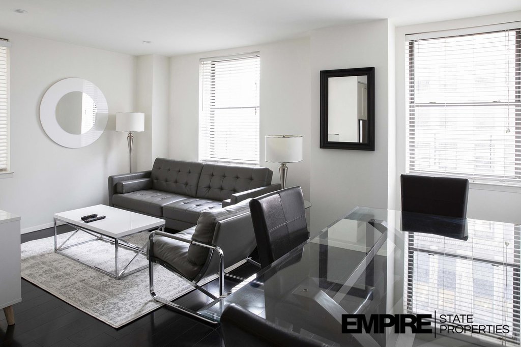 150 West 51st Street, Unit 918