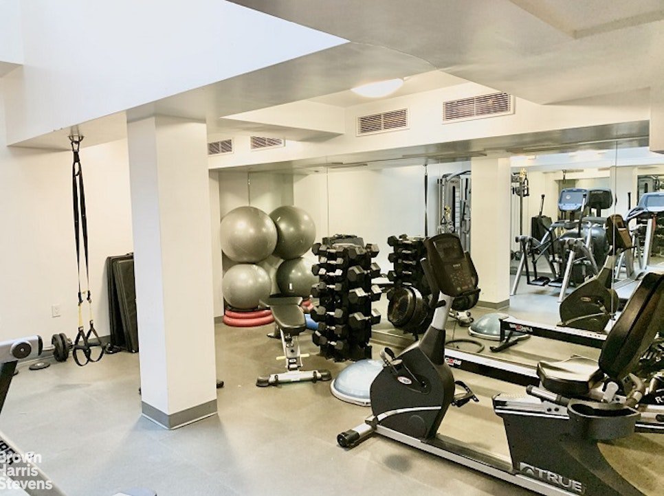170 East 77th Street, Unit 8G photo 7