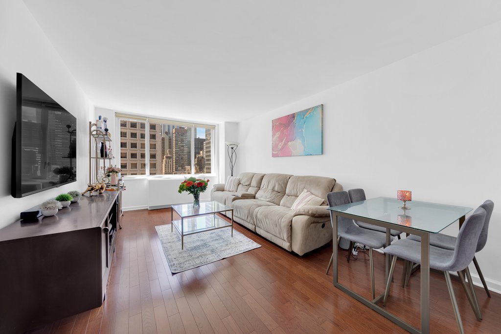 245 East 54th Street, Unit 22B