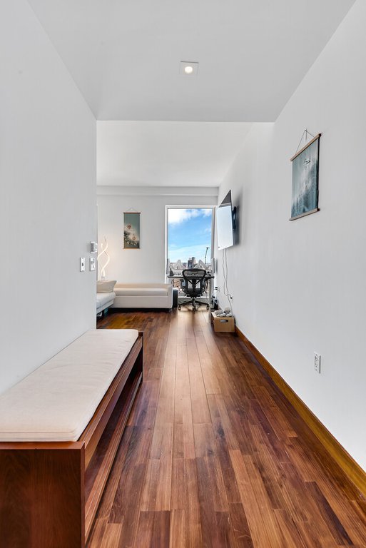 400 Fifth Avenue, Unit 45B photo 6