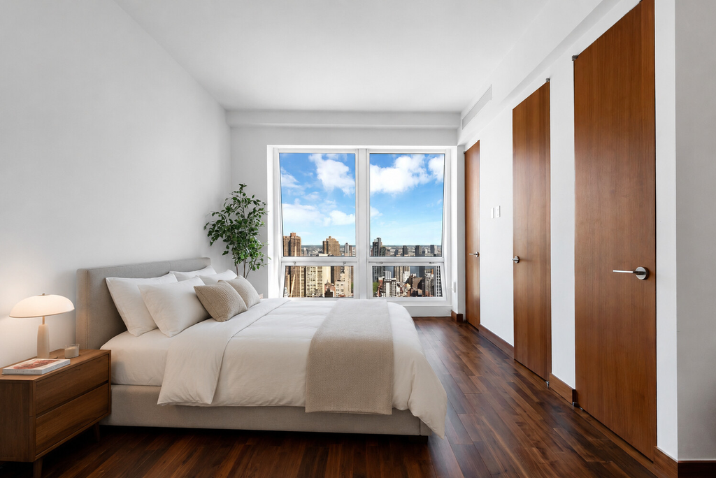 400 Fifth Avenue, Unit 45B photo 5